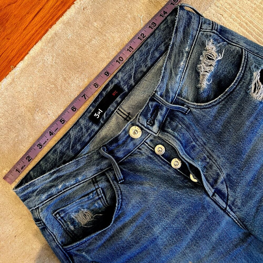 3x1 Distressed high rise Button - up Jeans